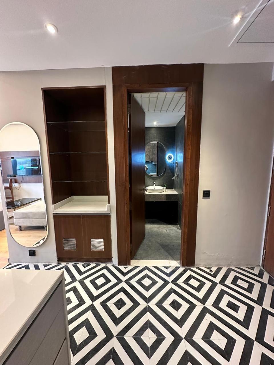 Urban Abodes Aparthotel Ghaziabad Luaran gambar